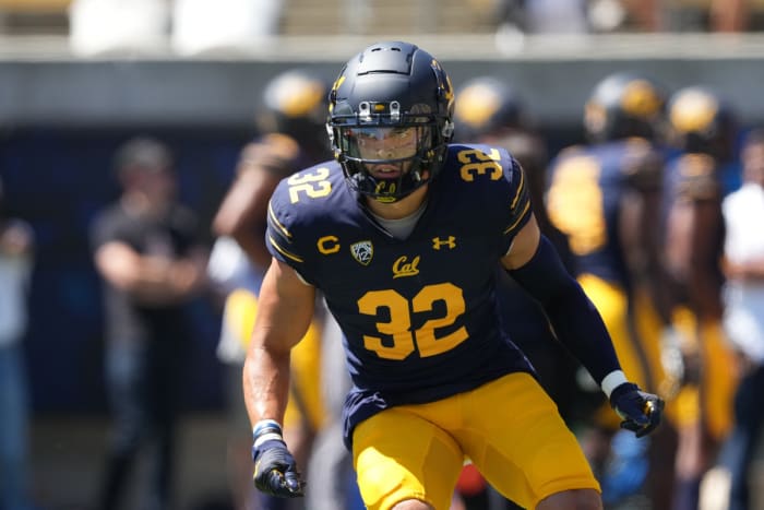Sep 3, 2022; Berkeley, California, USA; California Golden Bears safety Daniel Scott (32) before the game against the UC Davis Aggies at FTX Field at California Memorial Stadium. Mandatory Credit: Darren Yamashita-USA TODAY Sports